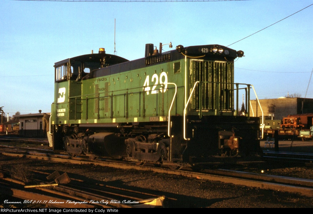 Burlington Northern SW1000 429